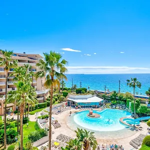 https://residence-la-palme-dazur-06150.fr-provencehotel.com